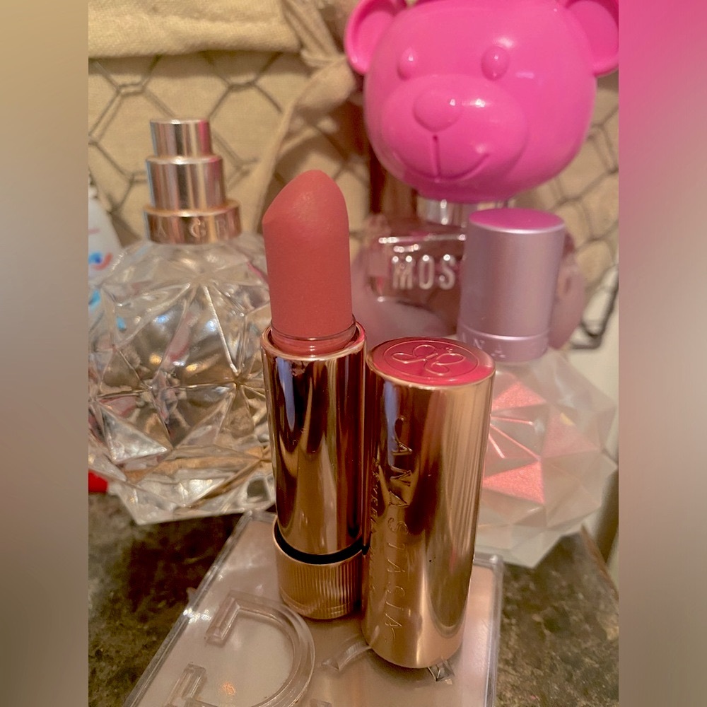 Anastasia Beverly Hills “Hush Rose” Matte full size GUC - Picture 4 of 12